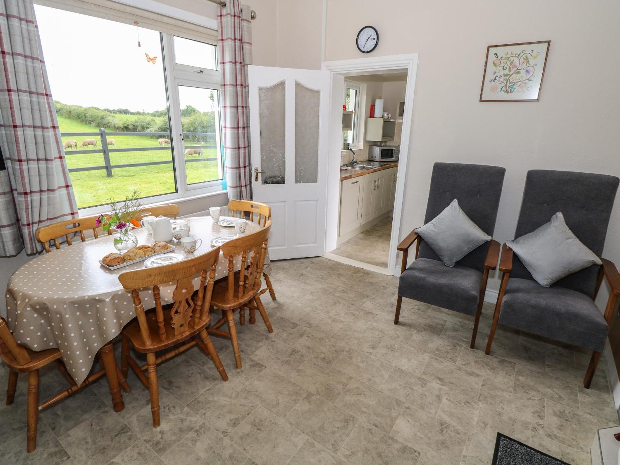 Kate'S Cottage バリナ エクステリア 写真